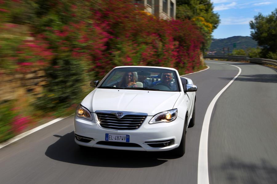  Lancia Flavia Convertible 2012 года  (фото 60 из 92)